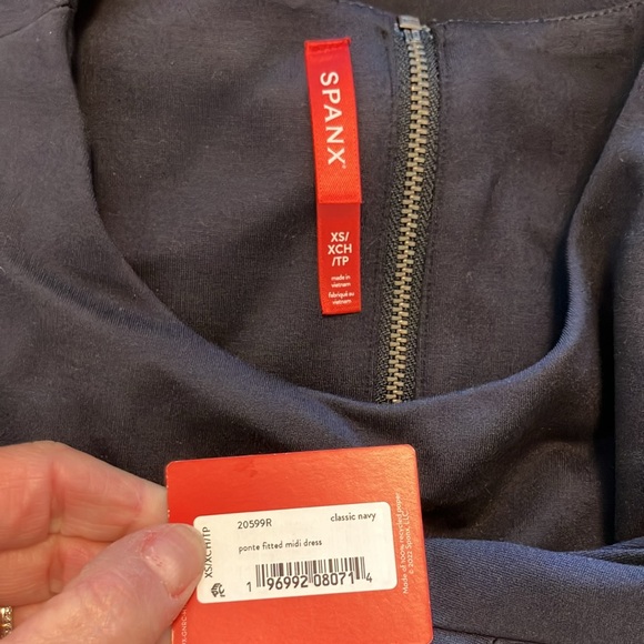 NWT Spanx Ponte Fitted Midi Dress Classic Navy Sz XS - Picture 8 of 9